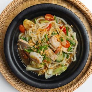 Tum Khao Piek (Udon Noodle)