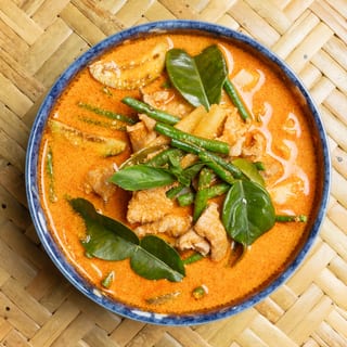 Gaeng Phet (Red Curry)