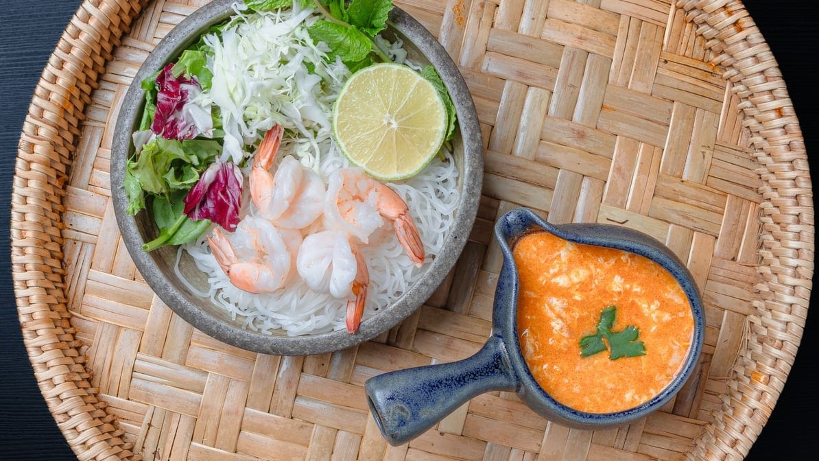 Mee Ka Tee ມີ້ກະທີ.