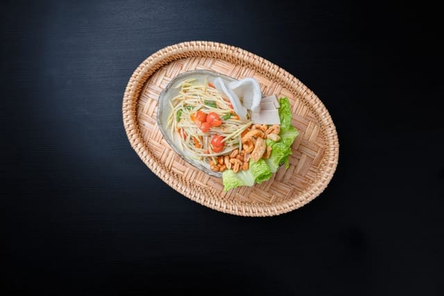 Tum Mak Houng (Papaya Salad) ຕໍ່າໜາກຮຸ່ງ.