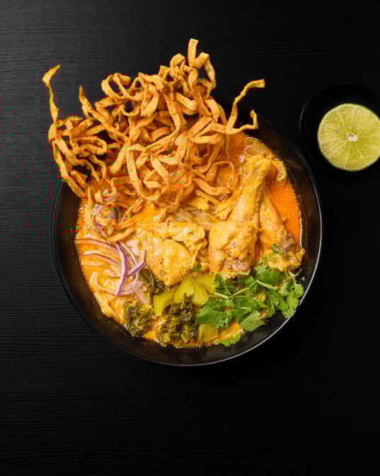 Khao Soi ເຂົ້າຊອຍຊຽງໃໝ່.