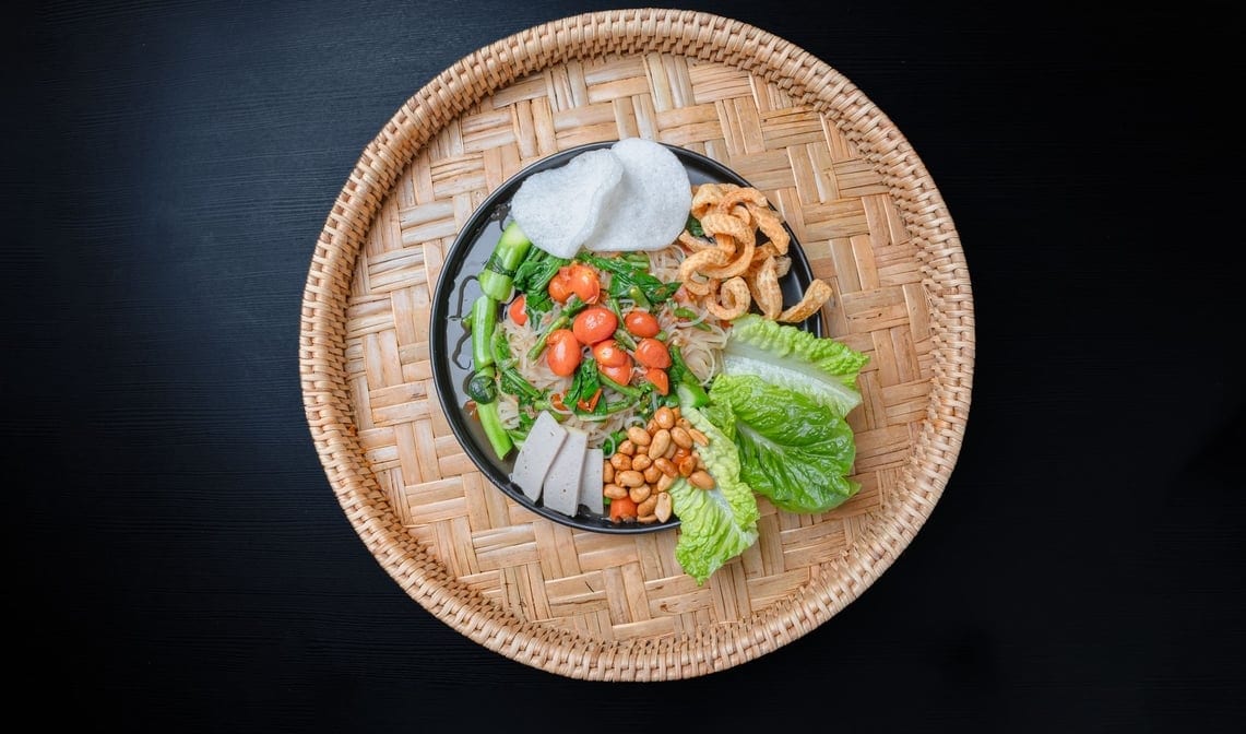 Tum Pho Noodles ຕໍ່າມີ້.